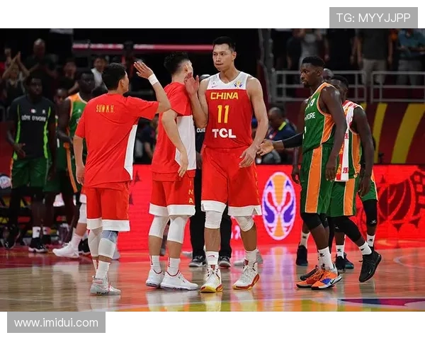中国男篮奋勇拼搏力克对手 晋级世界杯八强展现强大实力