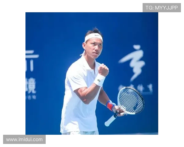 新生代网球选手崭露头角 本赛季挑战大满贯老将争夺冠军荣耀