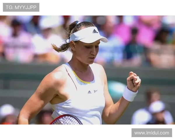 网球赛季新星崭露头角 大满贯冠军争夺战进入白热化阶段 网球赛季新星崭露头角 大满贯冠军争夺战进入白热化阶段