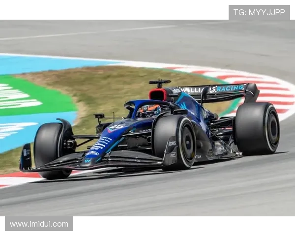 F1赛季精彩纷呈 车队竞争激烈 新技术与车手表现引发热议 F1赛季精彩纷呈 车队竞争激烈 新技术与车手表现引发热议